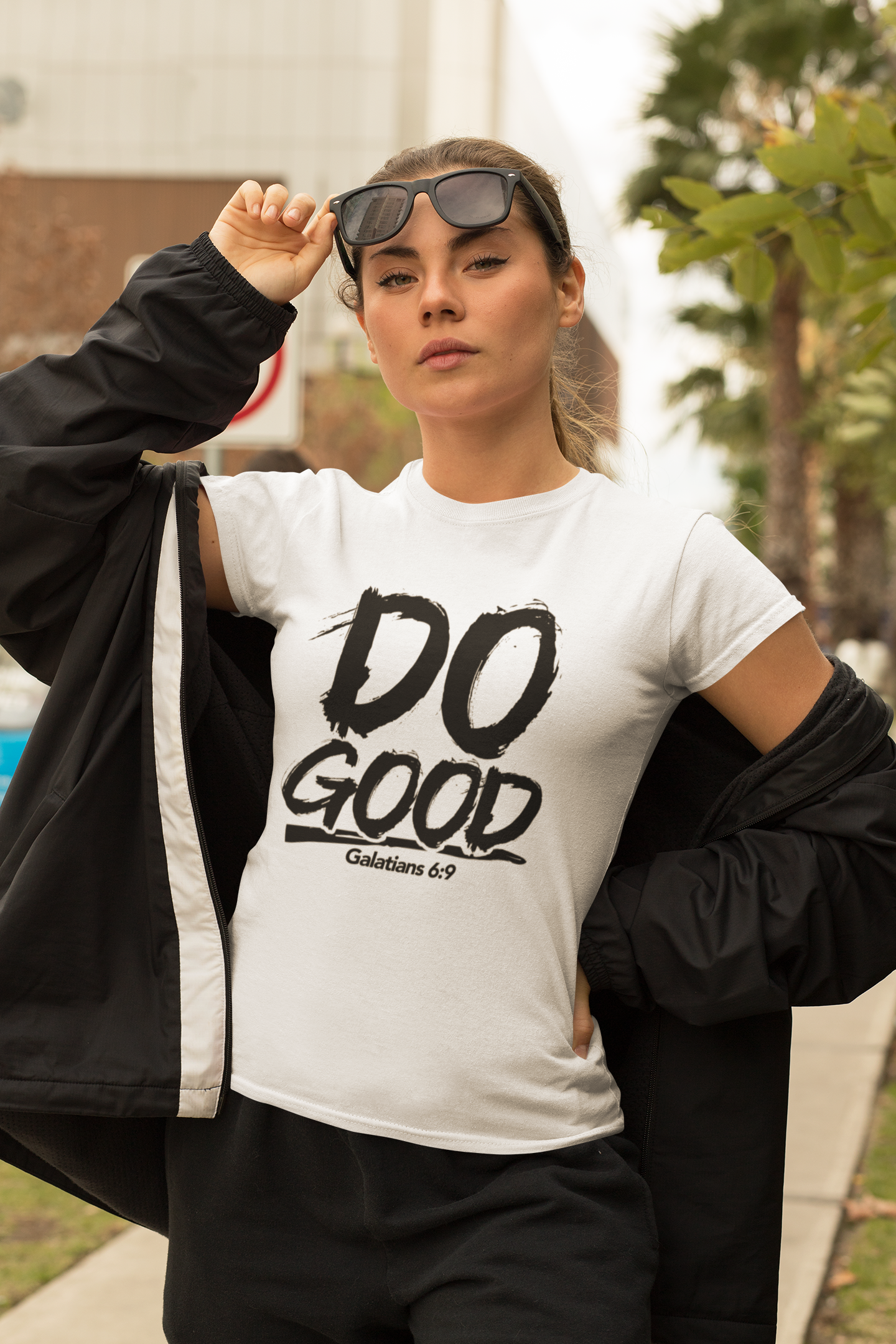 DO GOOD White & Black